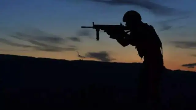 Pençe Kilit bölgesinde 5 asker hayatını kaybetti, 3'ü ağır 8 asker yaralandı