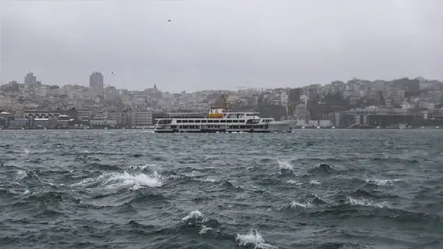 Gökçeada ve Bozcaada feribot hatlarında yarın sabah yapılacak seferler iptal edildi