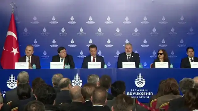 Ekrem İmamoğlu İBB'ye terör soruşturması hakkında Soylu'ya yüklendi: Çataklı'yı atayarak FETÖ'ye jest mi yaptın?