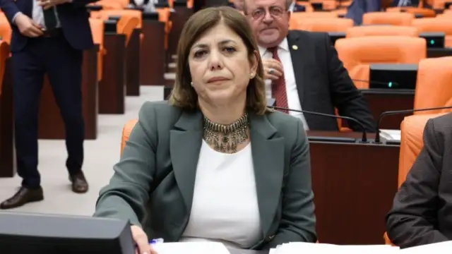 Meral Danış Beştaş: Kuşaklar boyunca adın barışla anılacak