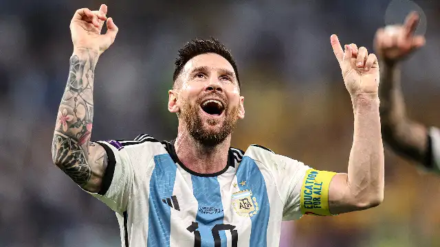 Copa America başladı: Arjantin galip geldi, Messi bir ilke imza attı