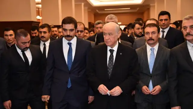 Karar yazarı Taşgetiren: Sinan Ateş MHP için dönüm noktası mı?