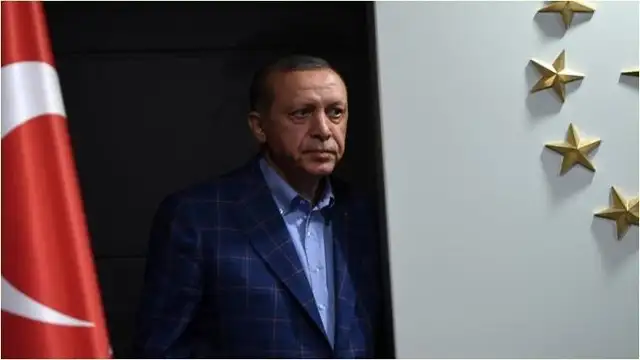 10 maddede Erdoğan'ın neden aday olamayacağını yazdı: Sürekli kronometre mi sıfırlanacak?