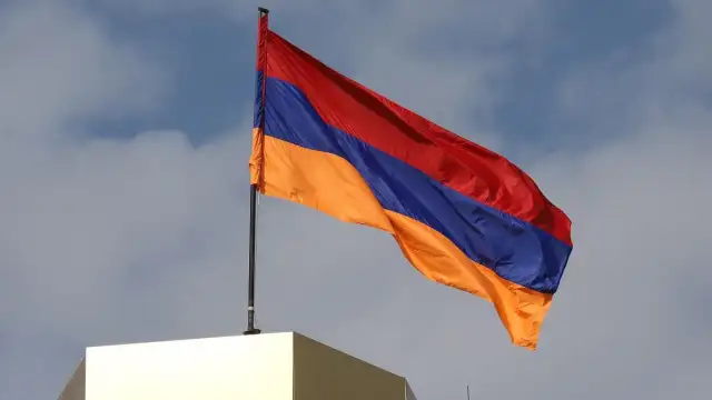 Fransa, Ermenistan'a 50 zırhlı araç gönderiyor