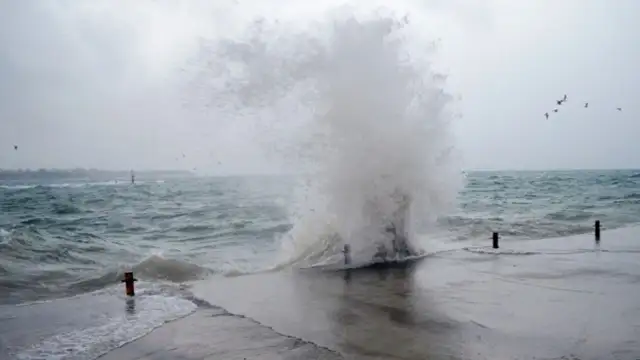 Meteorolojiden kuvvetli fırtına uyarısı