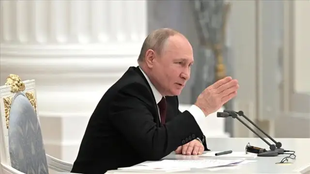Putin, İran Cumhurbaşkanı Pezeşkiyan ile görüştü