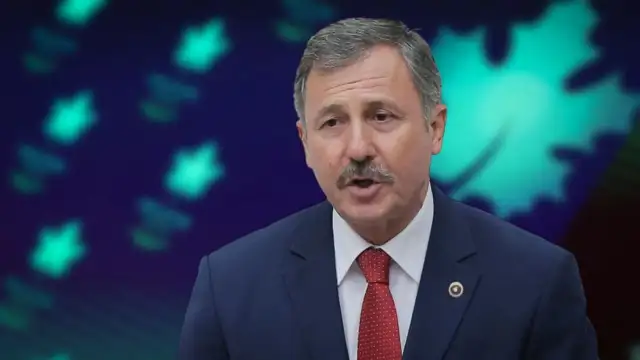 Selçuk Özdağ: Sarayın karanlık dehlizlerinde bir oyun planlanıyor