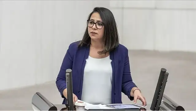 TİP Sözcüsü Kadıgil: Depremden kurtardığımız çocukları tarikatlara vermeyeceğiz