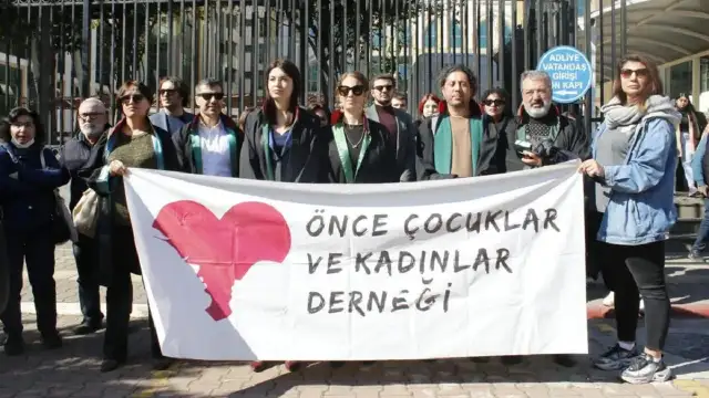 Önce Çocuklar ve Kadınlar Derneği’nden refakatsiz çocuklar için suç duyurusu