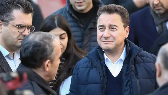 Babacan'dan 'Not alıyoruz' yanıtı: Bizim epey kalın bir not defterimiz var