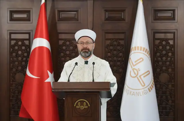 Bebeklerin kurtulması Ali Erbaş'ın kucağına alması sayesindeymiş