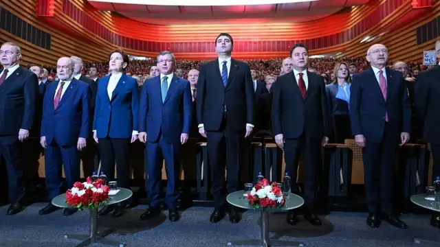 Yöneylem'den Derya Kömürcü: Muhalefet voltran'ı oluşturdu