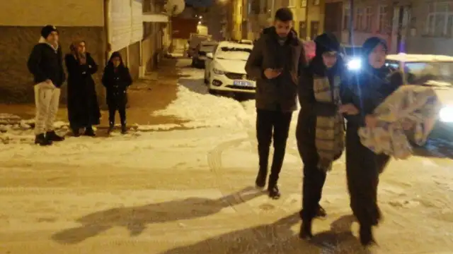 Elazığ'da sabaha karşı peş peşe 5 deprem: En büyüğü 4.8, sosyal medyada "hissettim" mesajları
