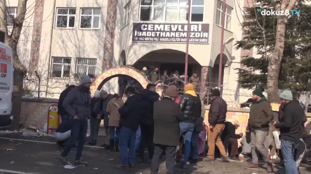 Elbistan'da Cemevi’ne sığınan yurttaşlar dokuz8HABER’e konuştu