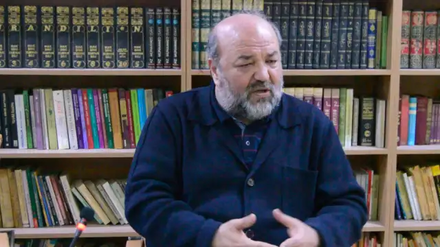 İlahiyatçı yazar İhsan Eliaçık'ın eserine basım dağıtım yasağı ve toplatma kararı