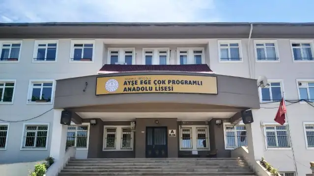 Öğrenciler, depreme dayanıklı olmayan okula nakledildi