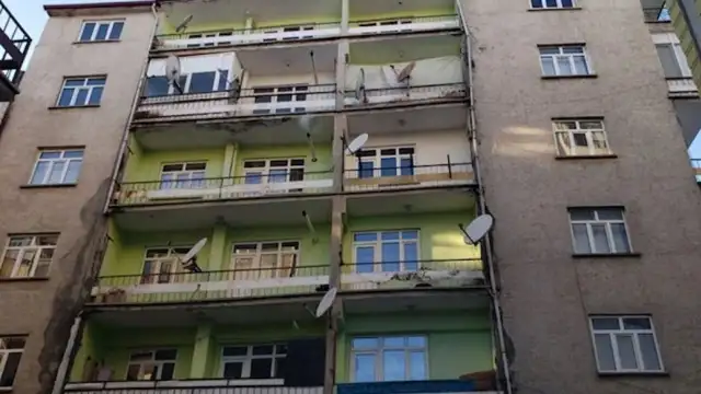 Karakoçan'da depremden etkilenen 11 bina boşaltıldı: Fay hattı geçiyor