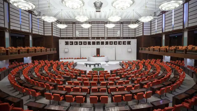 TBMM'de gündem emekli maaşı