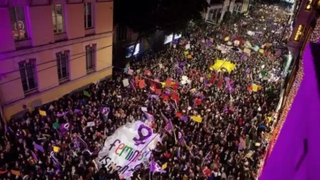 Kadınlar 8 Mart’ta meydanlarda