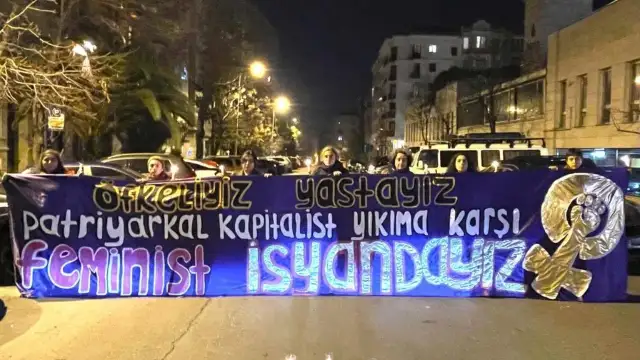 8 Mart'ta kadınlar her yıl olduğu gibi yine sokaklardaydı