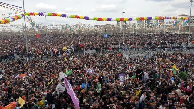 ? NEWROZ2023 | CANLI BLOG; Newroz kutlamaları devam ediyor