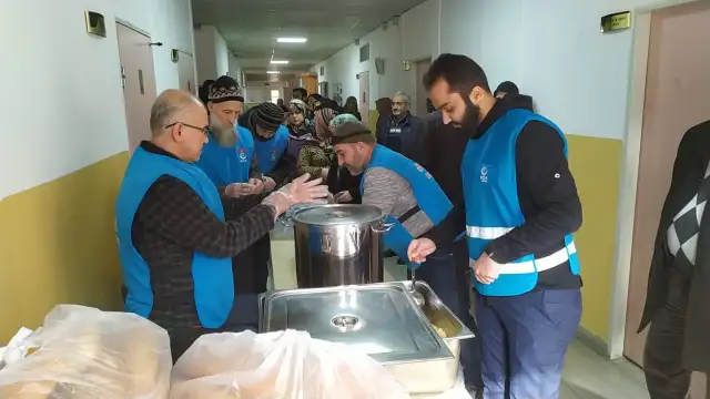 Kızılay'ın, tarikatlarla işbirliği devam ediyor