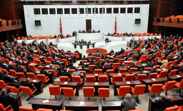 2023 seçimlerinde hangi partiler var?
