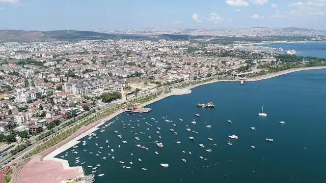Prof. Ersoy'dan İstanbul için tsunami uyarısı: Deprem olursa Tuzla ve Çınarcık açıklarında tsunami riski var