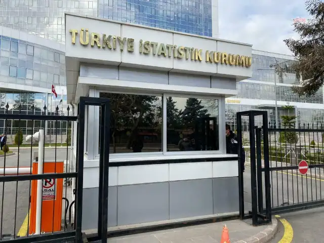 TÜİK: Hizmet Üretici Fiyat Endeksi mayısta aylık yüzde 2,37, yıllık yüzde 38,16 arttı