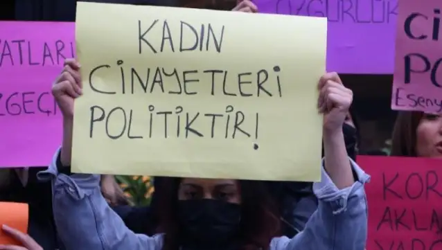 İstanbul'da bir kadın evli olduğu erkek tarafından katledildi