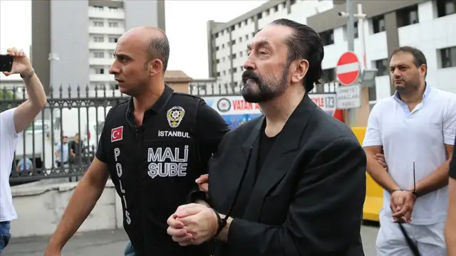 Adnan Oktar davasında dört kişiye tahliye
