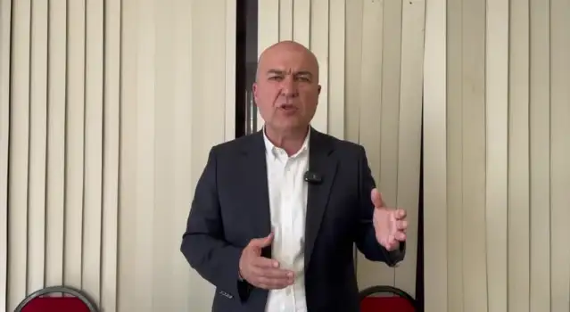 Murat Bakan: Suudi kralı için inen bayraklar niye Mehmetçik için inmiyor?