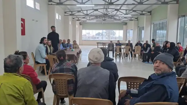 Gökhan Zan, seçim çalışmasını Arsuz’dan başlattı