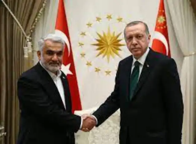 Kulis: AKP, HÜDAPAR ve Yeniden Refah Partisi'nin TBMM'ye taşınmasından rahatsız