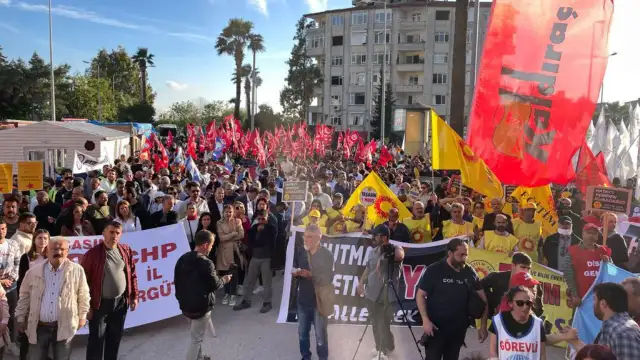 1 Mayıs'ta Hatay'dan Türkiye'ye güçlü ses: Unutmak yok, affetmek yok, helalleşmek yok!