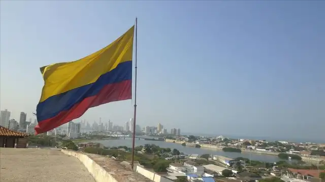 Kolombiya'da cumhurbaşkanı seçimi ikinci tura kaldı