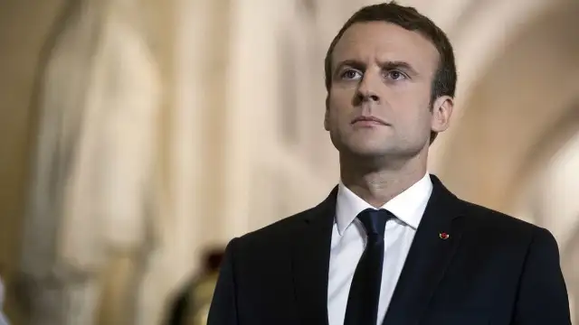 Fransa'da solcu partiden Cumhurbaşkanı Macron'u azletme uyarısı