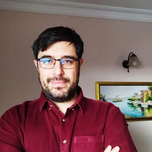 Cenk Özdağ