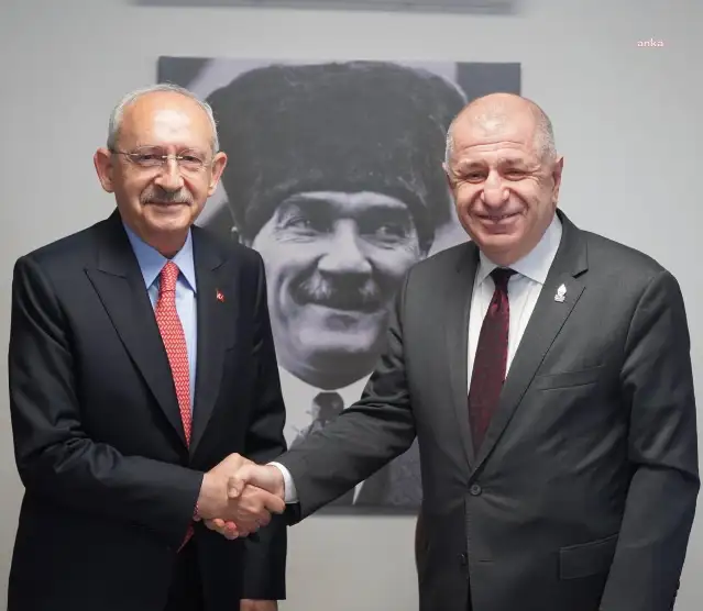 Özdağ, Kılıçdaroğlu ile fotoğrafını paylaştı