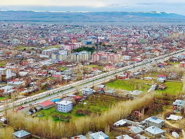 AKP, 19 ilçenin il olması için çalışmalara başladı