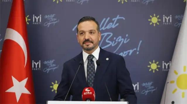 İYİ Parti'li Zorlu: "İYİ Parti seçime hür ve müstakil olarak girme kararı almıştır"