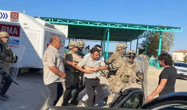YSP: Jandarma, Urfa Milletvekili Ömer Öcalan'ı alıkoydu