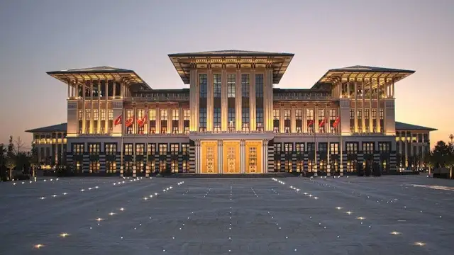 Saray'ın bütçesi ikiye katlandı