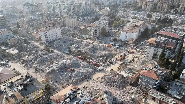 YÖK Başkanı'ndan deprem bölgesindeki iller için 'uzaktan eğitim' açıklaması