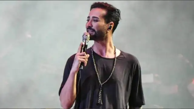 Ezgi Mola'ya destek veren şarkıcı Tan Taşçı'ya Musa Orhan'a hakaretten ceza...