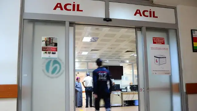Huzurevinde gıda zehirlenmesi: 4 kişi yoğun bakıma alındı