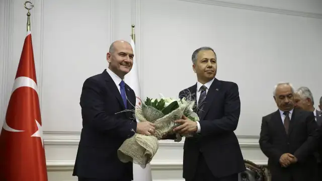 Hanefi Avcı ve Sabri Uzun'a rütbeleri iade edildi