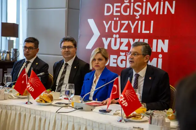 CHP'li Özel: "İttifak potansiyelimizi kaybetmek üzereyiz"