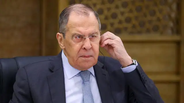 Rus heyeti, ABD heyetiyle ikili görüşmelere başlamak üzere Riyad'a ulaştı