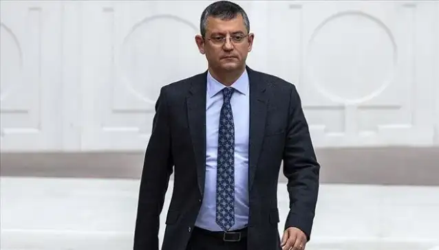 Özgür Özel kimdir, Özür Özel kaç yaşında ve nereli?, Özgür Özel'in biyografisi